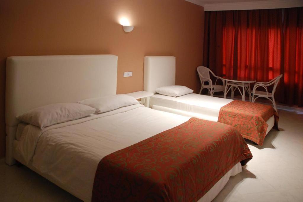 Hotel Azayla Асила Экстерьер фото